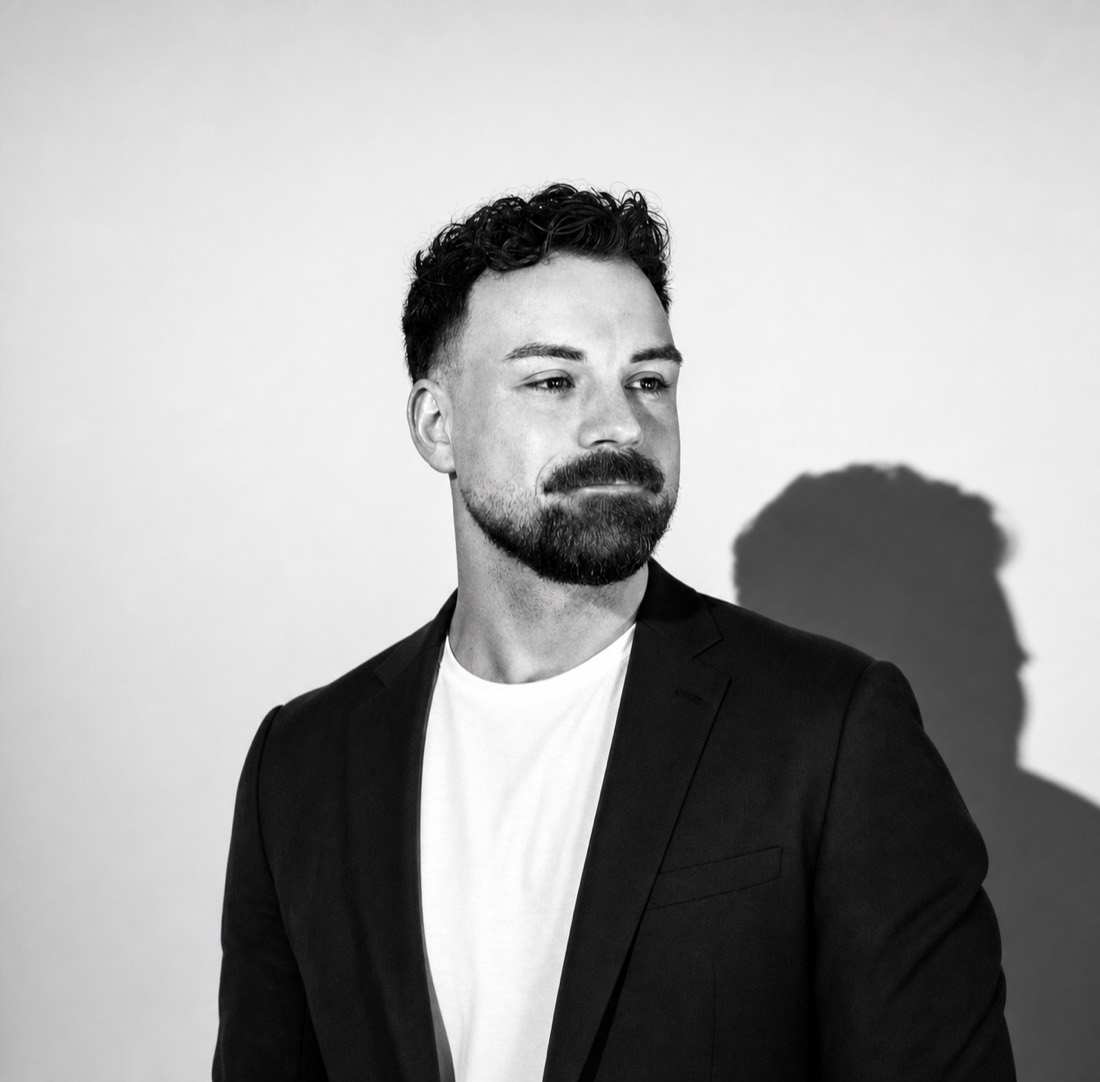 Porträt von Tobias Gärtner, Gründer und Geschäftsführer von Cloud Garden.